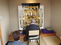 事務所内仏間