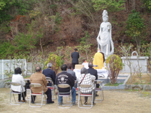永代供養塔　観音立像　「もみじ」合同回向