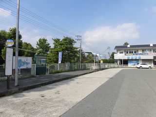粟生団地バスターミナル