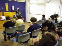 法要室での総回向
