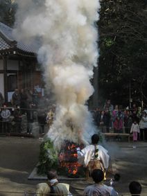 神峯山寺・初寅会護摩供養風景