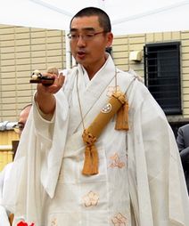 広宣寺住職　長谷川　鳳秀