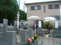 永代供養塔　見守り観音合同回向