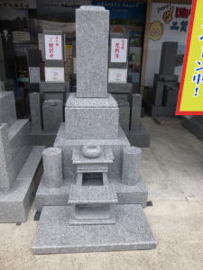 京都墓石.jpg