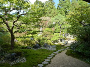持明院庭園.jpg