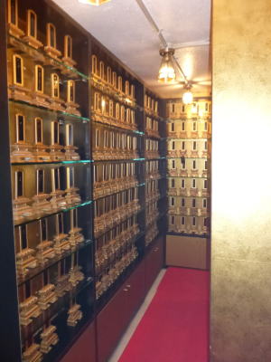 繰り出し位牌（５０万円）.jpg