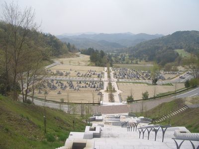 宝塚すみれ墓苑.jpg