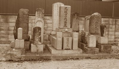 お墓の改修工事前 001.jpg