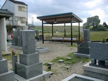 高槻市冠墓地・花立の穴あけ加工