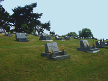 洋碑墓地 