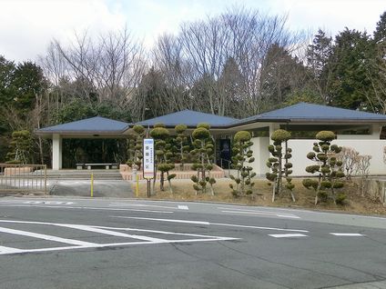 5区バス停・休憩所