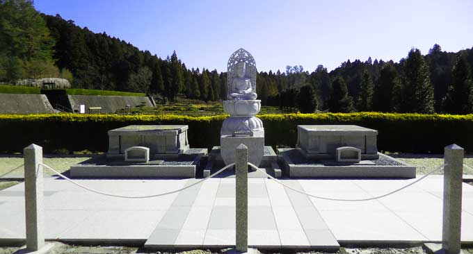 高野山中之橋霊園・大日如来合葬墓