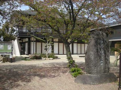 東仙寺の石柱