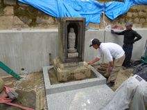 地蔵尊据付工事