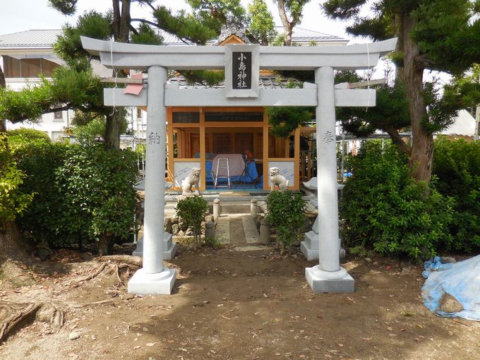 鳥居完成 玉垣完成