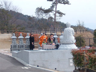 五月山緑地霊園　A家