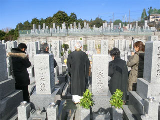 五月山緑地霊園 谷川家