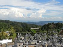 柳谷聖苑・墓地風景