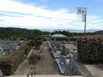 柳谷聖苑・墓地風景